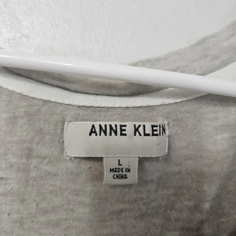 Anne Klein Long Sleeve Gray Shirt! - Picture 2 of 6